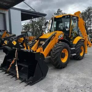 JCB 4CX